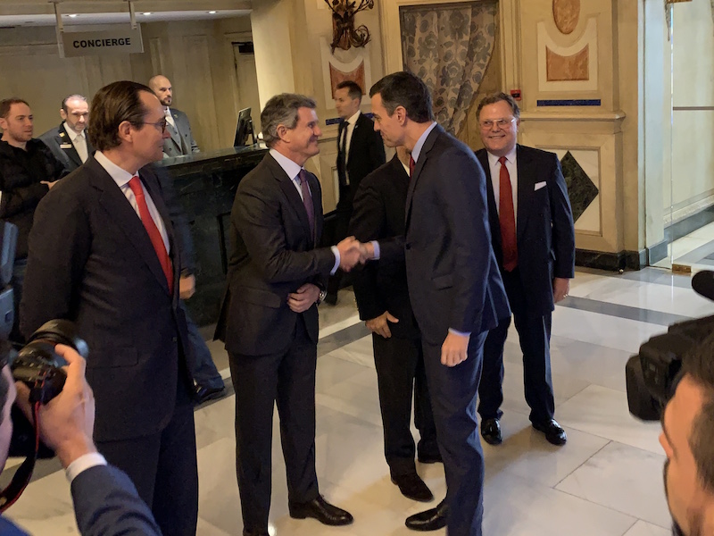 El Gobierno destaca el "aporte decisivo" de la empresa familiar a la economía.