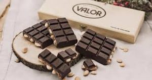 Chocolates Valor dona 300.000 euros