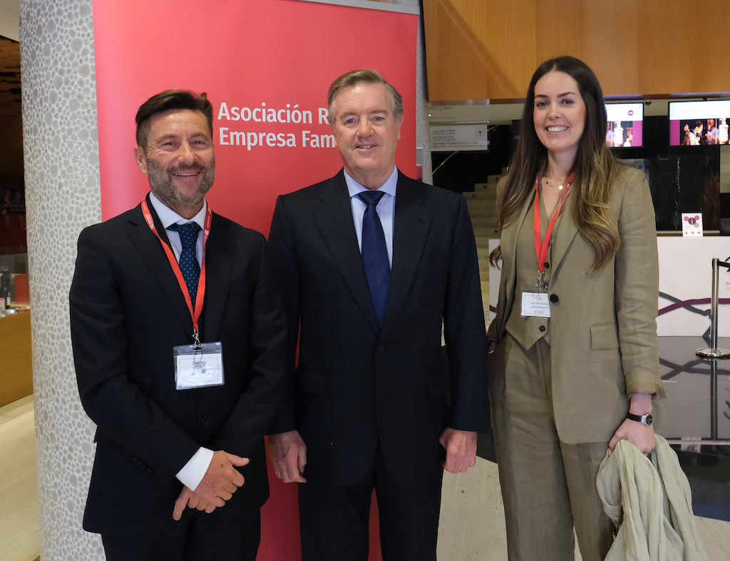 Carlota González nueva presidenta de AREF